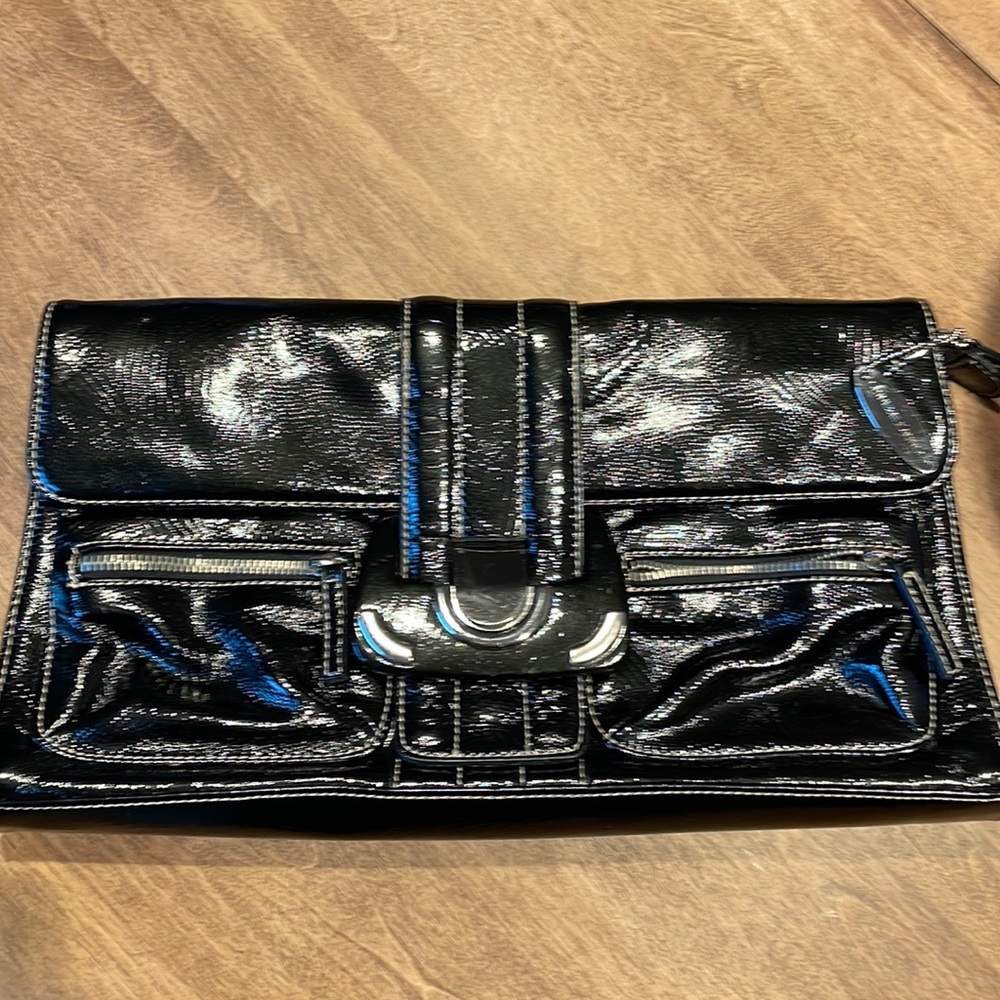 Chinese Laundry Clutch